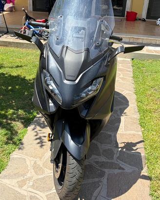 Tmax 560  2024