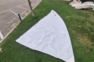 Randa barca a vela Lightning