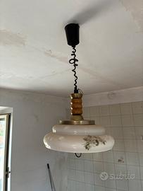 Lampadario vintage anni ’70 in vetro decorato