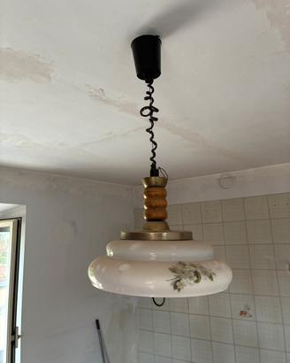 Lampadario vintage anni ’70 in vetro decorato