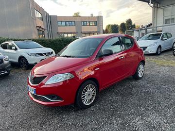 Lancia Ypsilon 1.2 69 CV 5 porte Mya