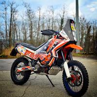 KTM 950 Adventure "Rally Ultimate" - Motore 990 