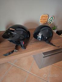 Casco moto o scooter colore nero 