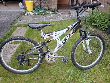 Mountain bike ragazzo