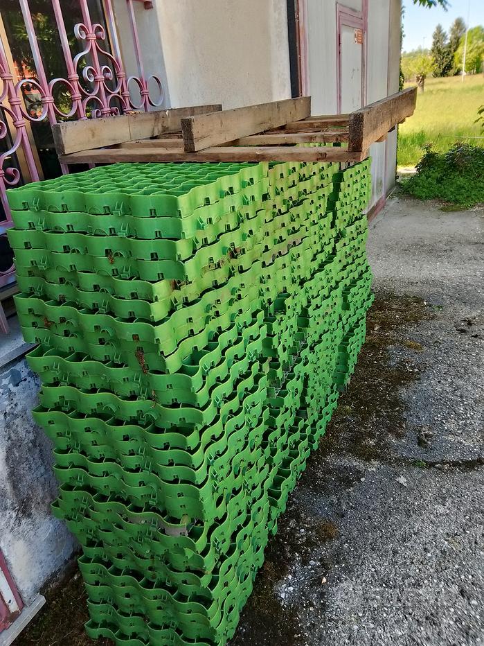 Griglie Per Prato In Plastica – 10 Pezzi | 50x50x4 Cm | Nere, Anti-calpestio, Drenanti | Facili Da Installare