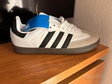 ADIDAS SAMBA - Size 37