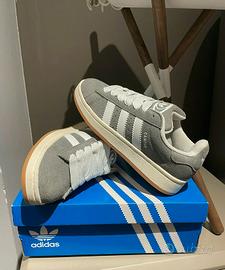 Adidas Campus 00s Grigio Bianco comode ed eleganti