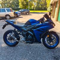 Yamaha YZF-R3 ABS
