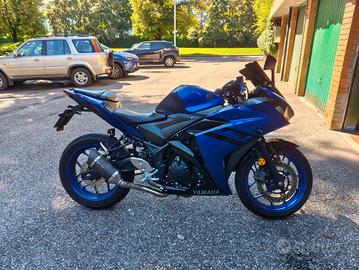 Yamaha YZF-R3 ABS