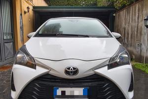 Toyota Yaris mod. Cool 1.0 benzina 51 kw