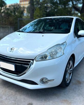 PEUGEOT 208 1.4 HDI 5p Allure - 2014