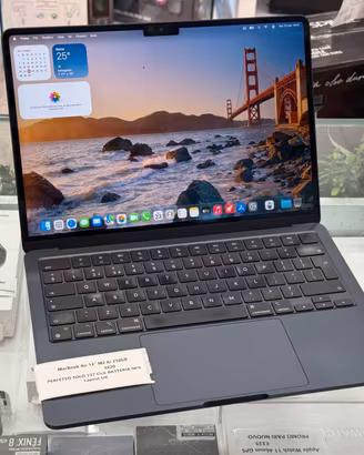 Apple MacBook Air 13" M2 8/ 256GB - PROMO