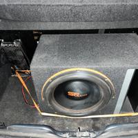 Subwoofer e amplificatore