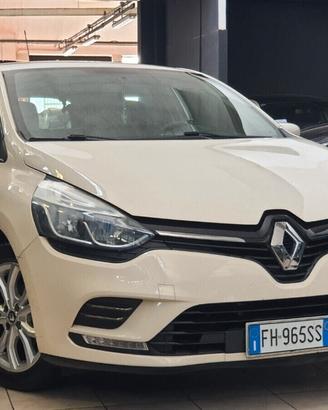 RENAULT Clio Intens 1.200 16v 75cv 5porte