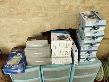 11 telefoni da ufficio centralino e altro