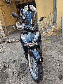 Honda sh 350  targa polonia