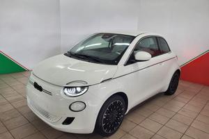 FIAT 500 Electric La Prima 3+1 118cv