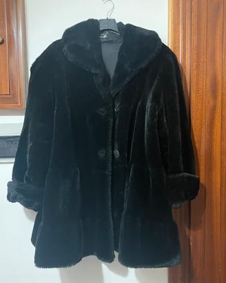 Pelliccia Nera Ecologica Caldarelli- Elegante