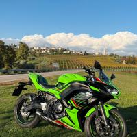 Kawasaki ninja 650cc 2023