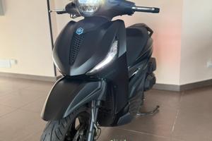 Beverly 400 ABR ASR Deep Black - 2024