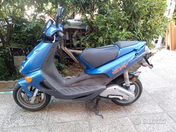 Aprilia SR 50 WWW Scooter Motorino