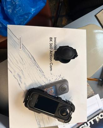 Insta 360 x5 8k  Action Cam