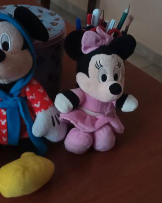 peluche topolino in accappatoio e minnie