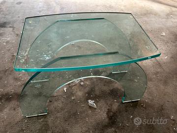 Tavolino in cristallo artigianale