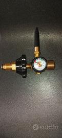 Erogatore manometro valvola per bombola elio