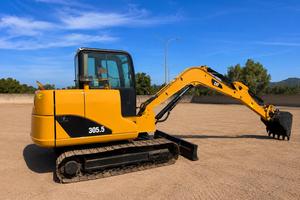 Mini escatore Cat 305.5 55 quintali 2012