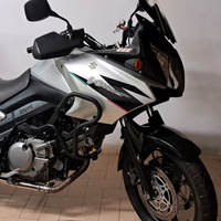 Suzuki V Strom 650 enduro-turismo