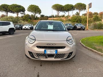 Fiat 600 Hybrid 100 CV DCT MHEV La Prima