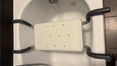 Sedia vasca regolabile per anziani