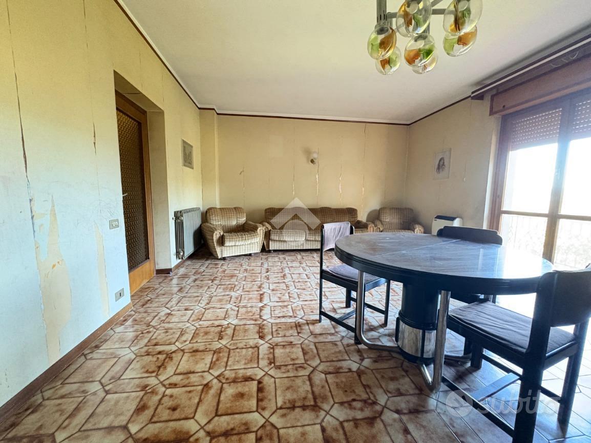 3 LOCALI A NARNI - Altro