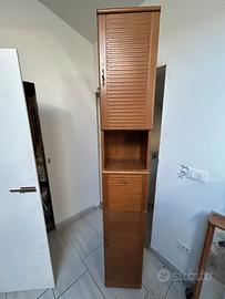 Mobile bagno in legno