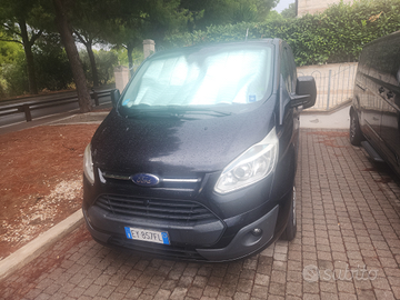 Ford transit custom 9 posti 50000 km