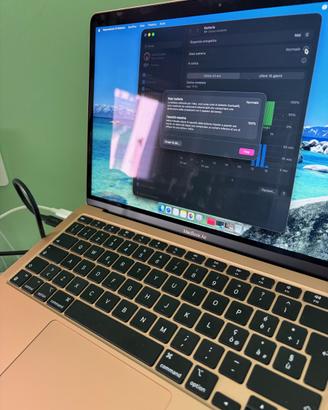 MacBook Air M1 Gold
