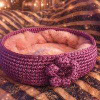 Cuccia all uncinetto x gatti/cani  piccoli