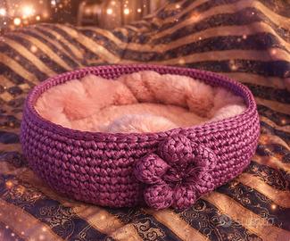 Cuccia all uncinetto x gatti/cani  piccoli