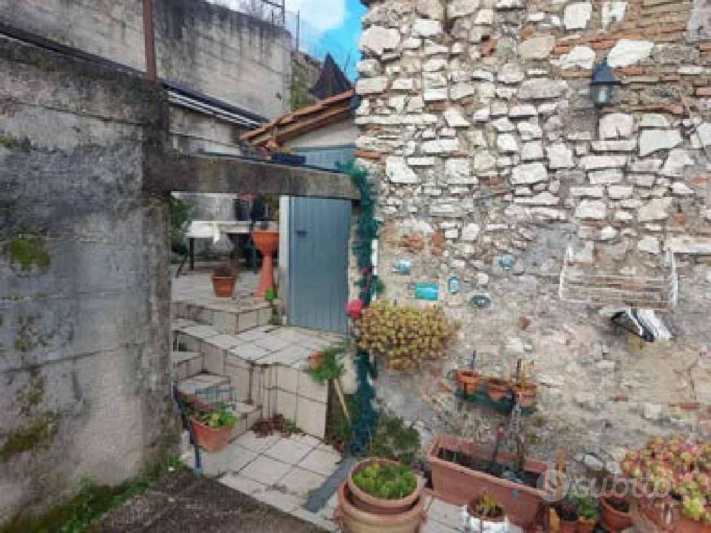 Immobile in asta di 130 m² a Rieti - Vista 2