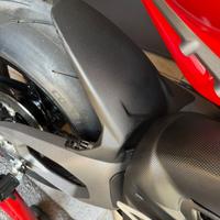 PARAFANGO POSTERIORE CARBONIO DUCATI PANIGALE V4 V