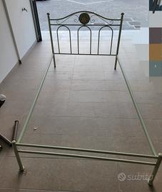 Letto completo da una piazza e mezzo 