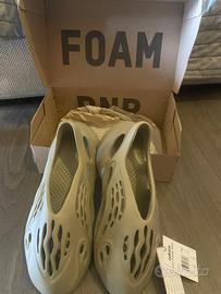 Yeezy Foam Runner 43 NUOVE Originali