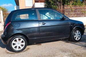 Lancia ypsilon 1.3multijet 2004