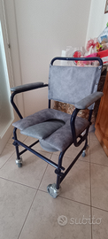 Sedia a rotelle per disabili