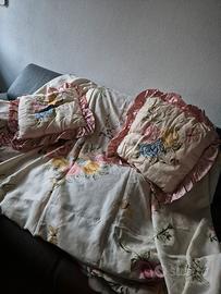 copriletto matrimoniale e cuscini