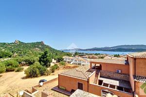 3 LOCALI A ARZACHENA