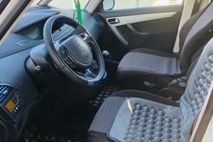 Citroën C4 Grand Picasso 1.6 HDi - 2013