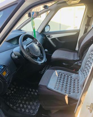 Citroën C4 Grand Picasso 1.6 HDi - 2013