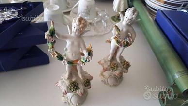 Capodimonte Putto angioletto con fiori